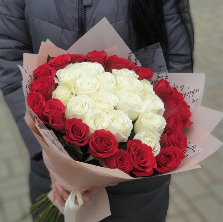 35 роз букет